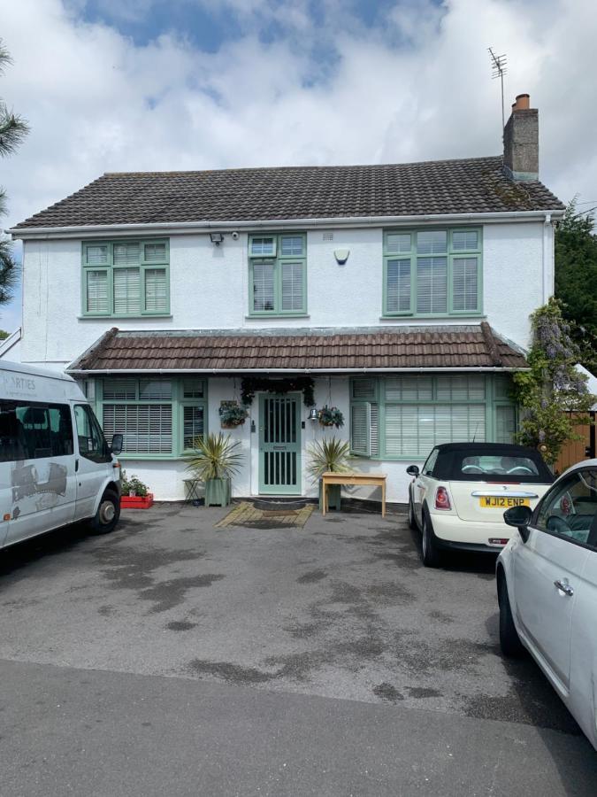 Barrs Court Beds Bed & Breakfast Warmley Eksteriør bilde